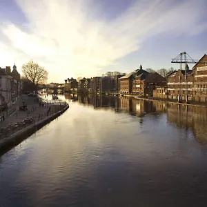 Lovely In - Pass The Keys York