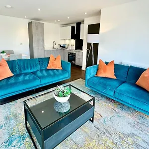 Icona Luxury With Minster Views & Allocated Parking York
